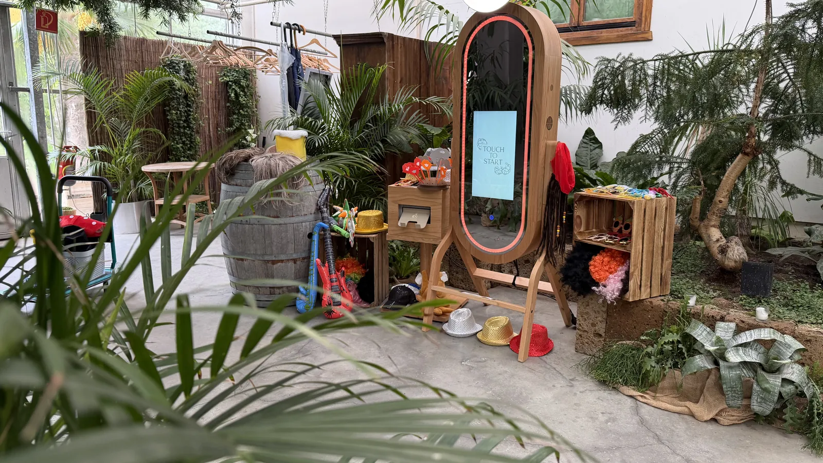 Fotospiegel im Gewächshaus-Ambiente der Gärtnerei Elsässer in Stuttgart-Vaihingen