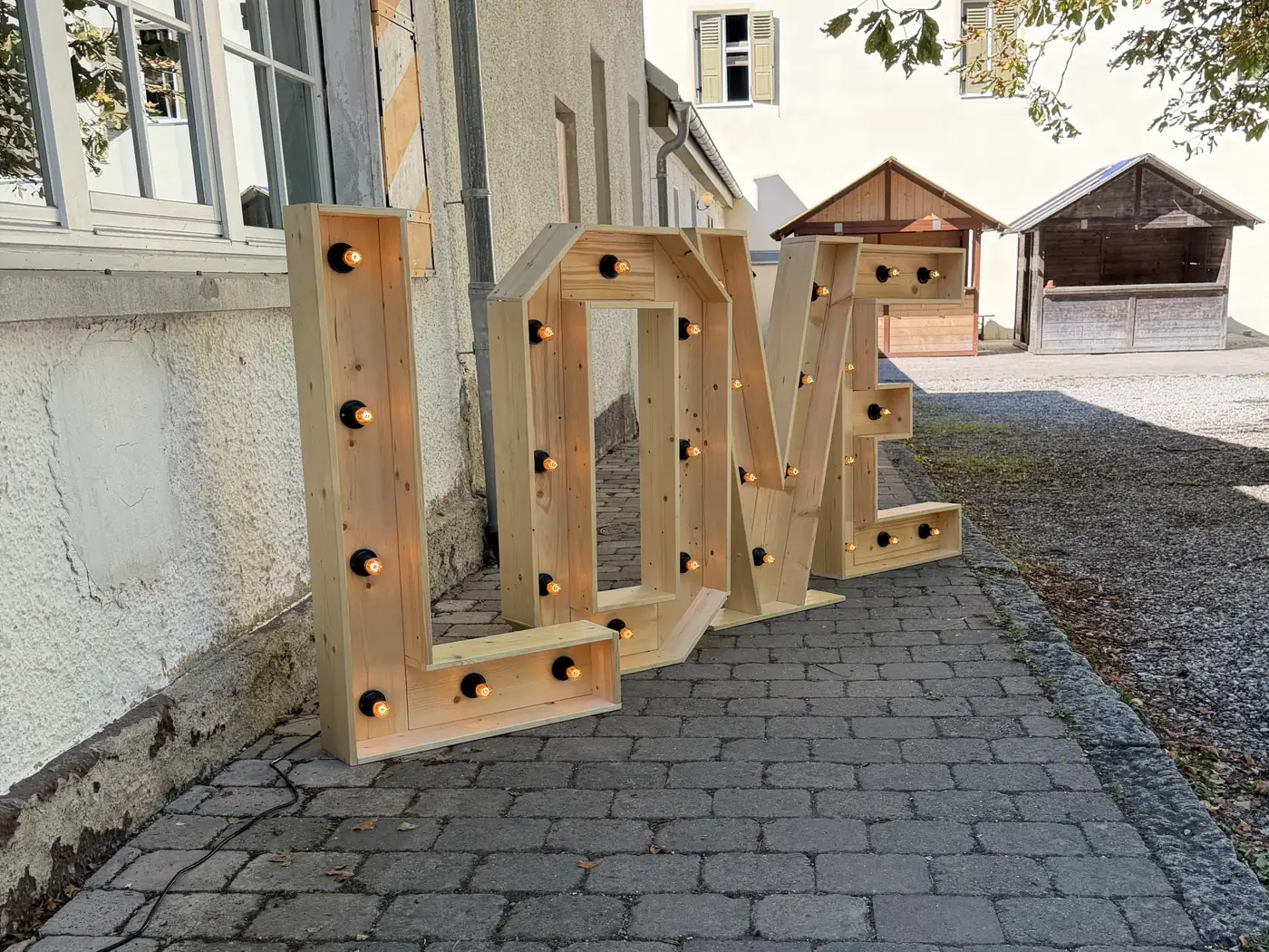 XXL LOVE Buchstaben – Detailansicht 2